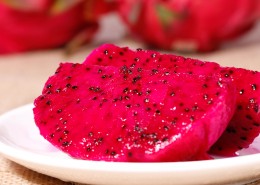 好吃的红心火龙果图片
