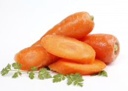 橙色新鲜营养胡萝卜图片
