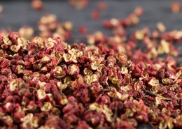 新鲜无公害花椒图片