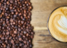 醇香浓厚的咖啡豆图片