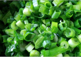 切好的葱花图片