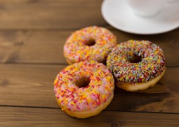 好吃美味甜甜圈图片