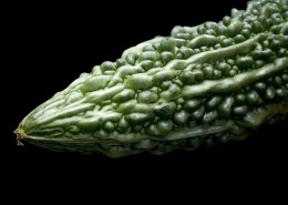 清爽健康的苦瓜图片