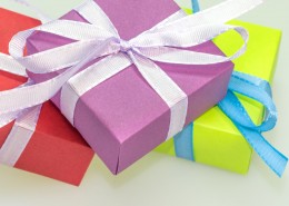 精美的礼物包装盒图片