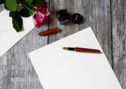 做工精致的钢笔图片