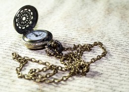 精美老式的怀表图片