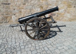 威力巨大的老式火炮图片大全