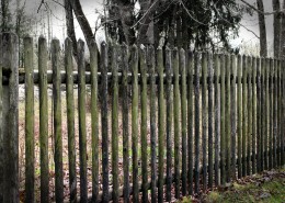 各种各样的木头栅栏图片