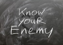 写有英文字母的黑板图片大全