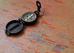 精致的指南针图片