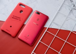 OPPO手机R11s新年版图片