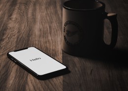 苹果手机的特写图片