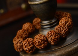 精美的菩提子手串图片