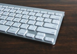 苹果台式电脑键盘局部图片