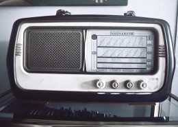 各种各样的收音机图片