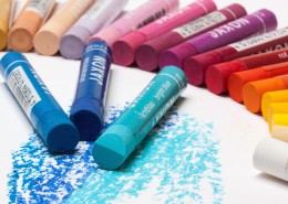 色彩缤纷的蜡笔图片