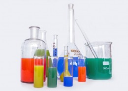 玻璃试管和玻璃烧杯图片