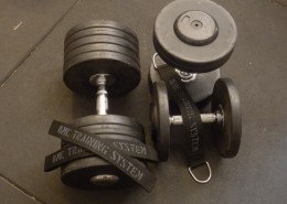 健康运动器材哑铃图片