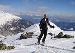 户外滑雪运动图片