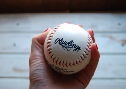 棒球运动器材棒球图片