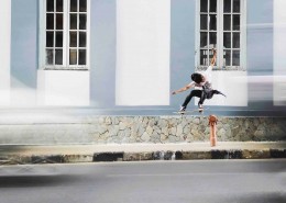 炫酷的滑板动作图片大全