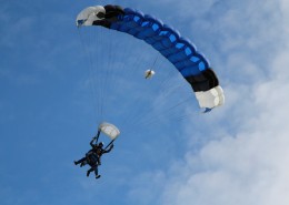 极限运动高空跳伞图片大全