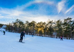 冬日滑雪场图片