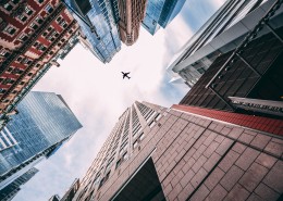 空中的客机图片