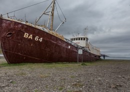 废弃的船舶图片