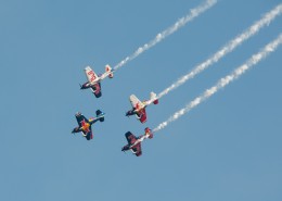 飞机飞行表演图片大全