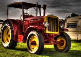 大型拖拉机图片大全