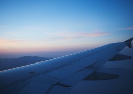 高空中的机翼图片大全