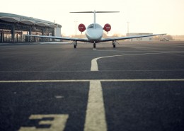 机场里的飞机图片大全