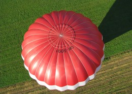 各种颜色的热气球图片