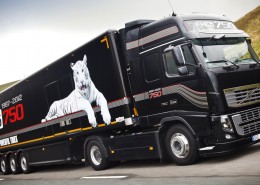 沃尔沃重型卡车图片