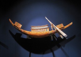 古老的手摇船博物馆图片