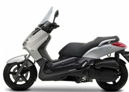 雅马哈125摩托车图片