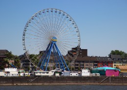 巨大的摩天轮图片大全