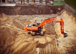 正在施工作业的挖掘机图片大全