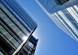 高耸的大厦图片