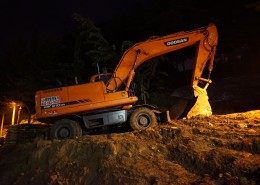 高大的挖掘机图片大全