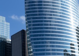 高高的大厦建筑图片