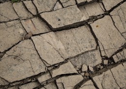 干裂的石头图片