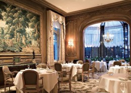 法国克莱耶尔酒店图片