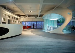 地标建筑群中的雕塑-林志宁室内设计作品图片