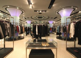 澳门nicole时装商场装潢设计图片