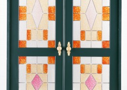 色彩明亮装饰门图片