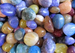 圆滑的鹅卵石图片