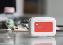 医用急救包烧杯试管图片