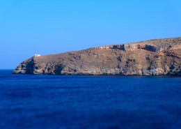 海边礁石海岸自然风景图片
